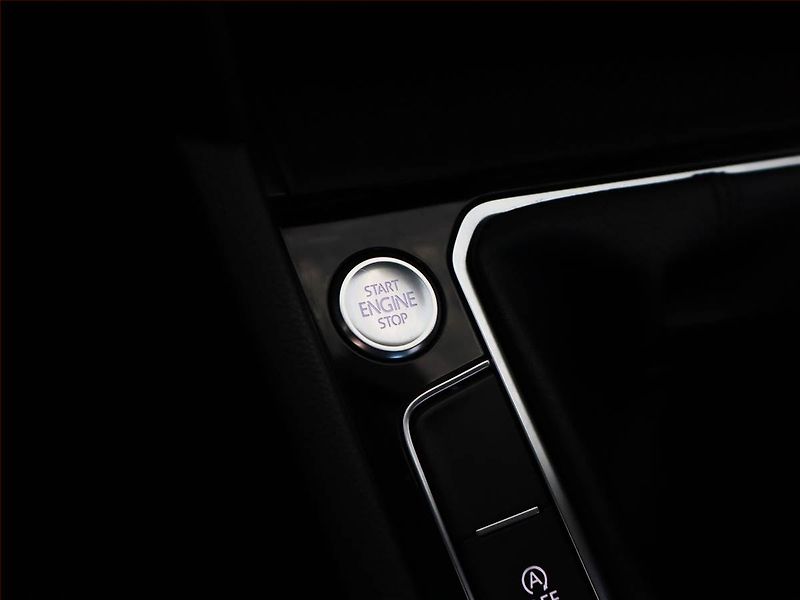 Volkswagen Passat (2019) 1.5 TSI, Tempomat - fotka 17 z 24