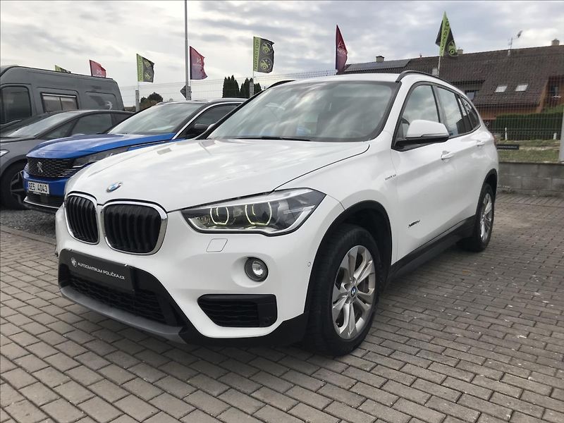 BMW X1 2,0   XDRIVE 4x4 - fotka 1 z 19