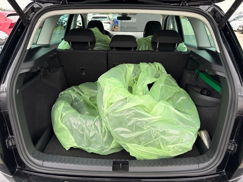 Škoda Karoq (2023) STYLE 2.0TDI 110kW DSG 4x4  - fotka 6 z 11