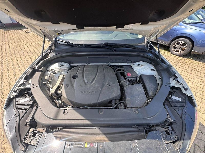 Volvo XC60 (2017) 2,0D 177KW POLESTAR BEZ AD BLU - fotka 46 z 49