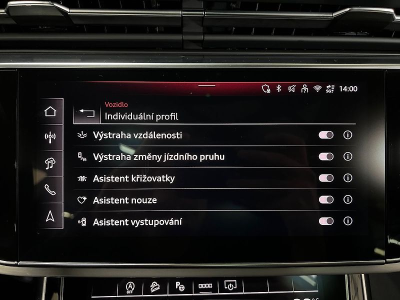 Audi Q8 50TDI QUATTRO S-LINE, PANORAMA - fotka 27 z 42