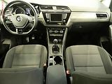 Volkswagen Touran (2017) 1.6TDi, 2.maj, Aut.klima - náhled 8