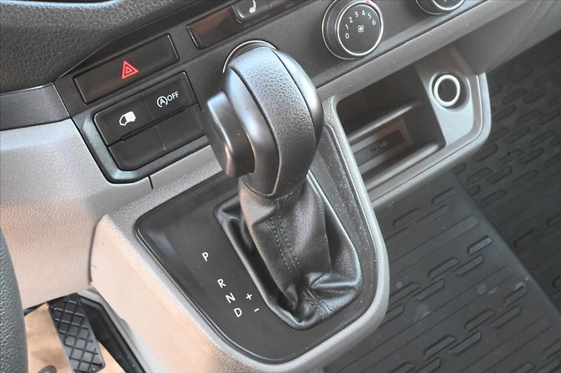 Volkswagen Crafter 2,0 TDI 130kW DSG L2H2 Záruka - fotka 22 z 30