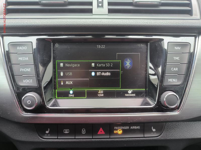 Škoda Fabia (2015) 1.4 TDi, Style, navi, +kola - fotka 12 z 22