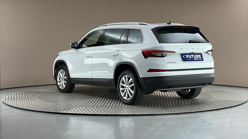Škoda Kodiaq 2.0 TDI DSG 4x4 Style - fotka 2 z 28