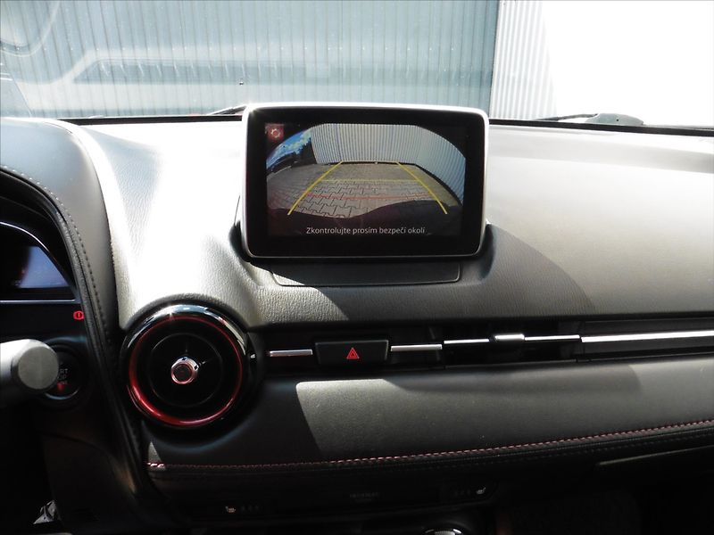 Mazda CX-3 2,0 Sky-G Revolution TOP AWD M - fotka 14 z 21