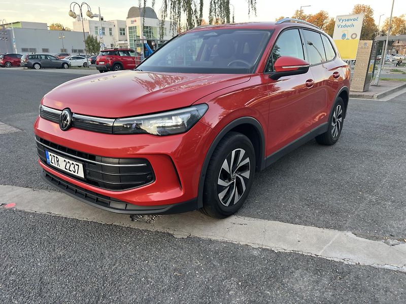 Volkswagen Tiguan (2024) 15