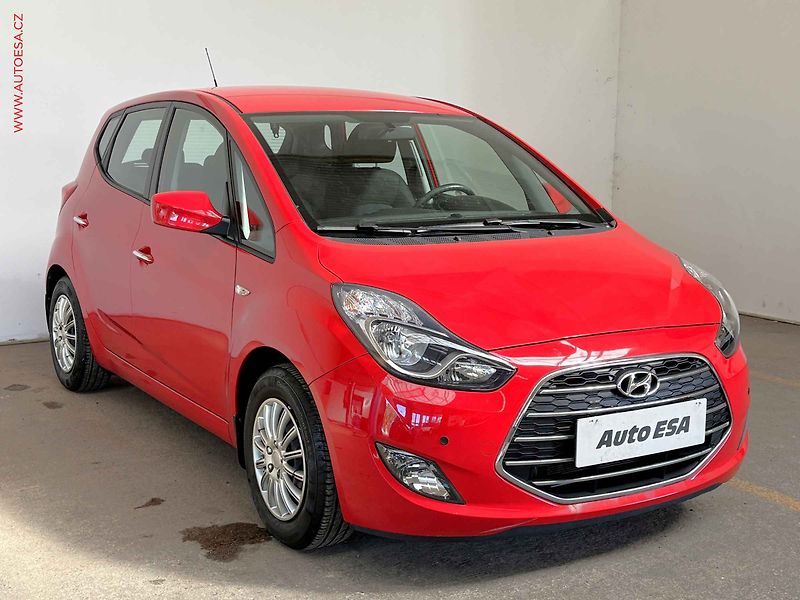 Hyundai ix20 (2019) 1.6 VVTi, Trikolor - fotografie inzerátu