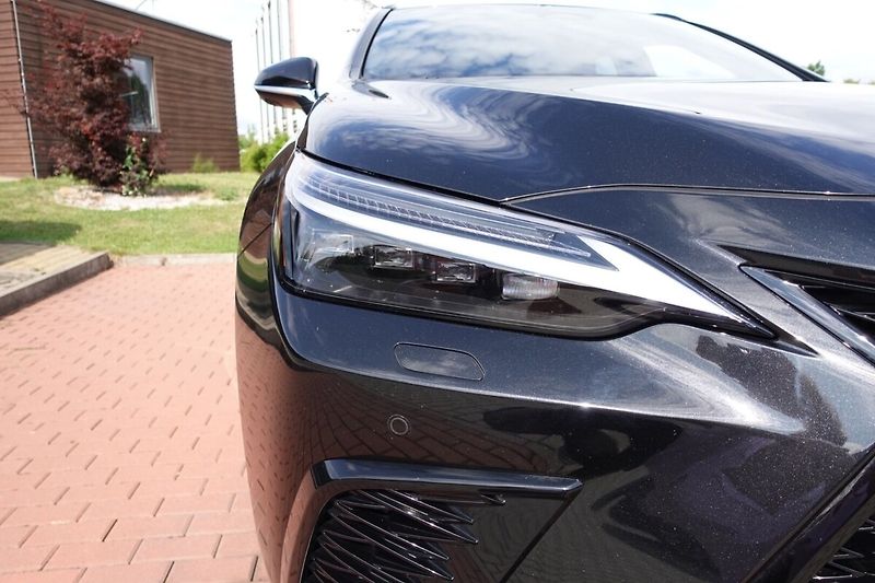 Lexus NX 350h 2,5HSD 140kW F-Sport 4x4 - fotka 37 z 37
