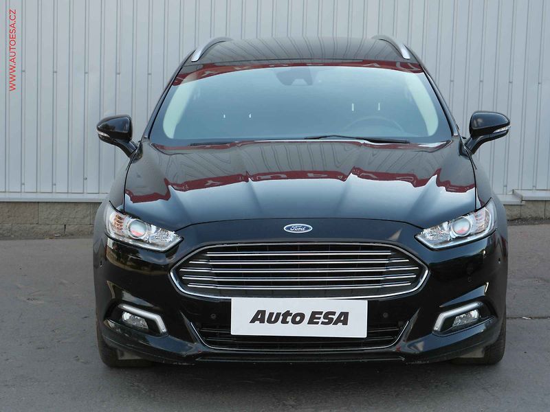 Ford Mondeo (2017) 2.0TDCi, AT, navi, park.asist - fotka 2 z 25