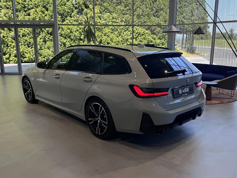 BMW Řada 3 320d xDrive Touring M-Sport - fotka 3 z 22