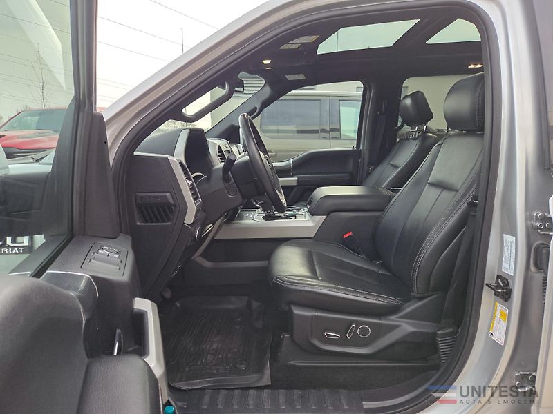 Ford F-150 (2018) F150 Lariat sport - fotka 8 z 14