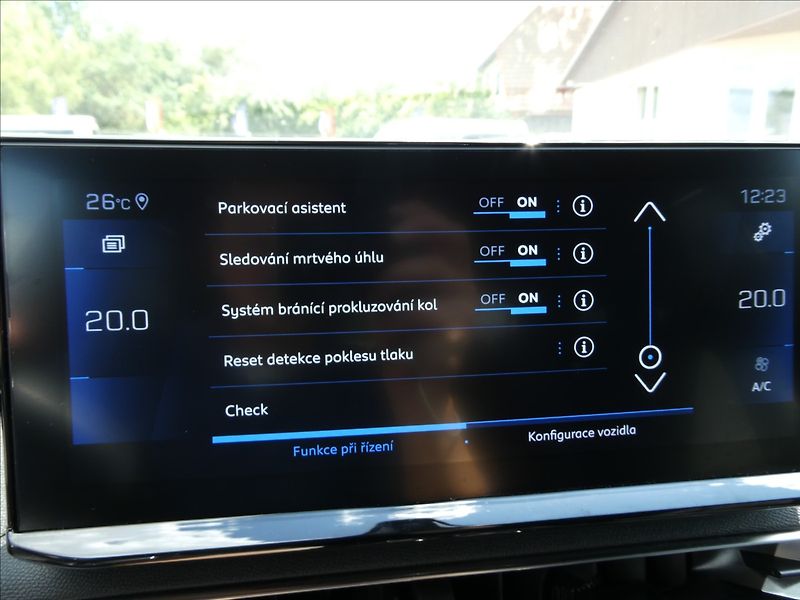 Peugeot 5008 2,0 HDi 130kW GT 7.míst AT8 - fotka 42 z 50