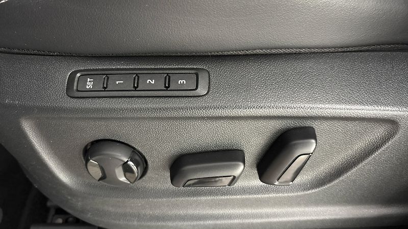 Škoda Kodiaq 2.0 TDI DSG 4x4 Sportline - fotka 21 z 29