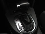 Volkswagen Touran (2008) Cross 2.0 TDI, Automat - náhled 13