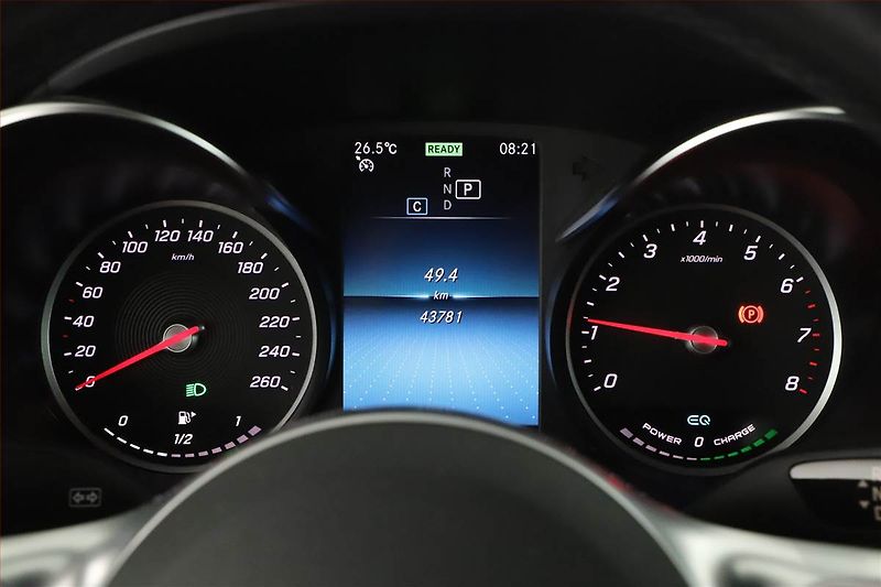 Mercedes-Benz Třídy C (2021) C 300 - fotka 9 z 22