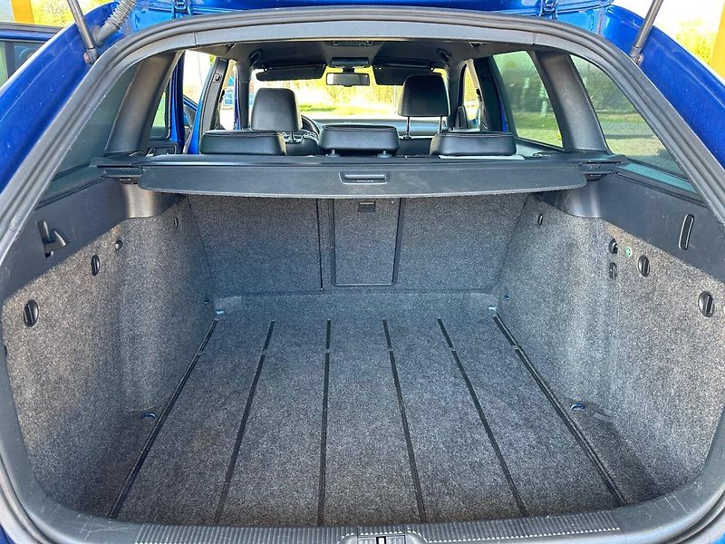 Škoda Octavia (2010) 2.0TDi RS DSG, PO SERVISU - fotka 16 z 16
