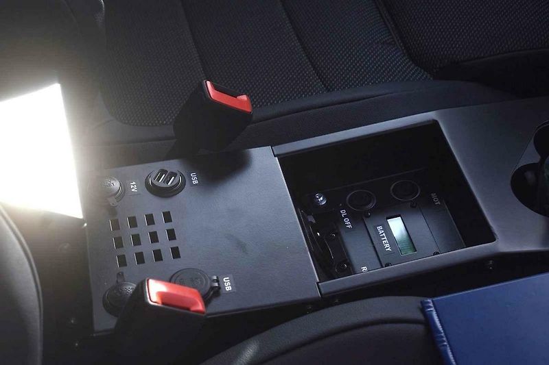 Stačí ťuknout pronásledovanému vozidlu do zadní části karosérie a jeho auto se dostane do hodin....
