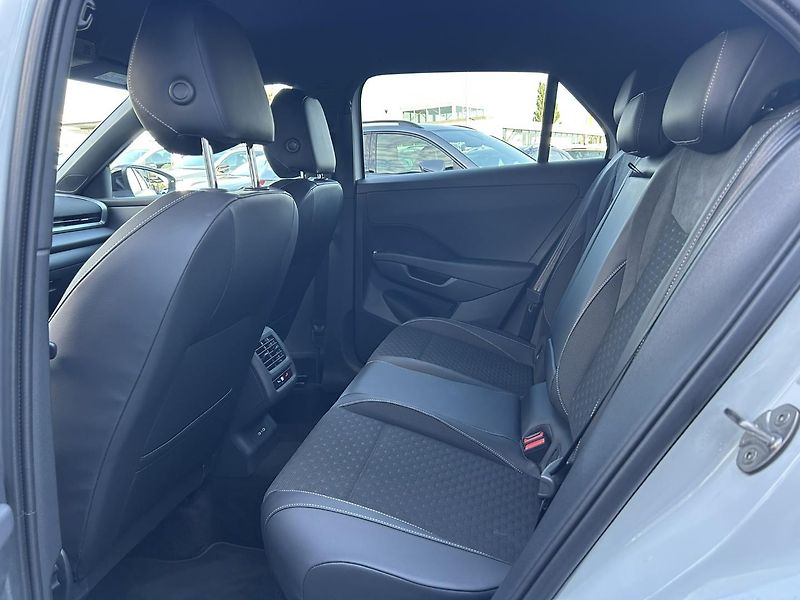 Volkswagen T-Roc R-Line 1,5 eTSI 110 kW 7DSG - fotka 13 z 20