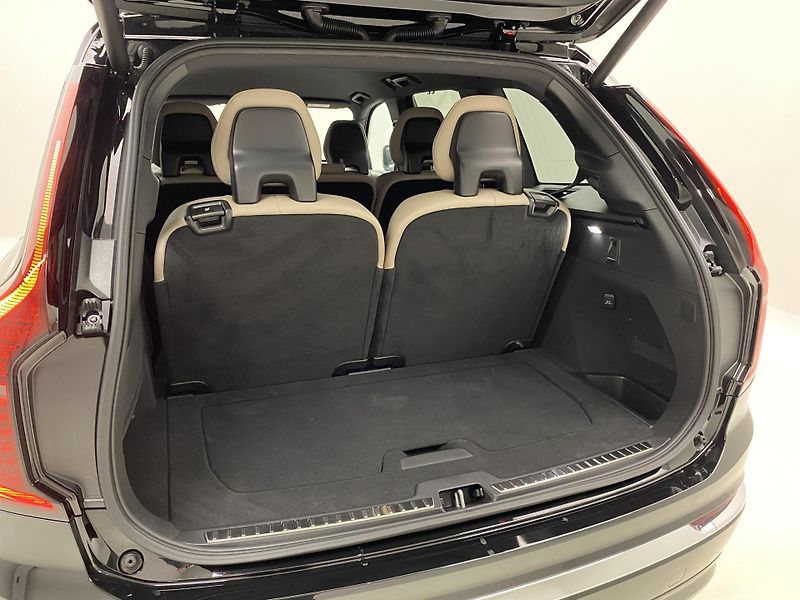 Volvo XC90 (2026) T8 AWD RECHARGE BRIGHT PLUS 7m - fotka 23 z 71