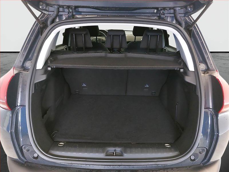 Peugeot 2008 (2019) 1.5 BlueHDi, ČR,1.maj - fotka 11 z 14