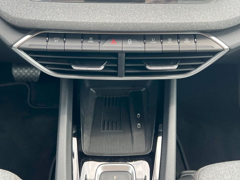 Škoda Octavia (2025) Top Selection 1.5TSi M-HEV 110 - fotka 28 z 30