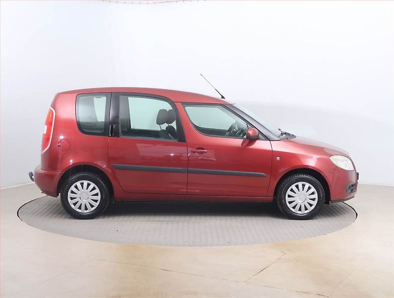 Škoda Roomster (2008) Comfort 1.2 12V, po STK, Tažné - fotka 6 z 14