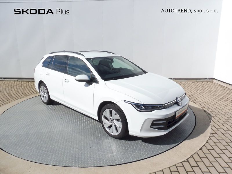 Volkswagen Golf Variant (2024) Life 1,5 TSI 85kW - fotka 23 z 24