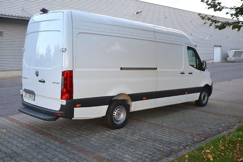 Mercedes-Benz Sprinter 317 CDi 9G automat 2025 - fotka 2 z 31