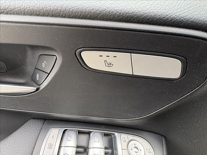Mercedes-Benz Třídy V 2,2 250 CDi 4M,Led,Navi,Kamera - fotka 5 z 44