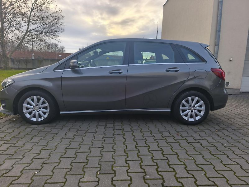 Mercedes-Benz Třídy B (2017) -180d-AUTOMAT - fotka 8 z 21