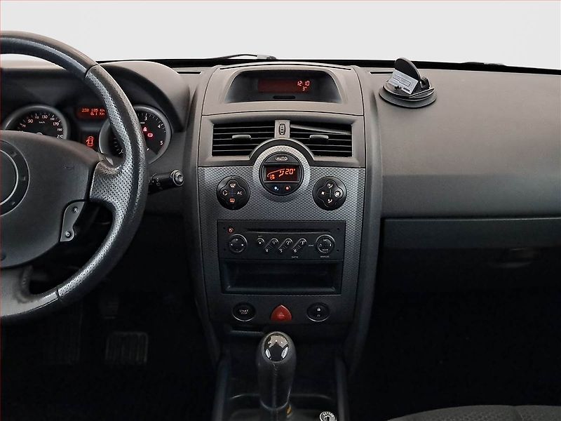 Renault Mégane (2005) 1.5 dCi, Serv.kniha, po STK - fotka 12 z 17