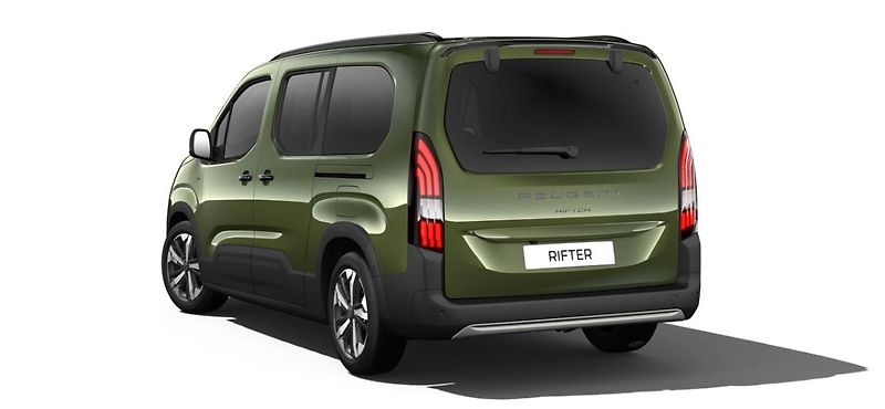 Peugeot Rifter (2025) LONG GT BlueHDi EAT8 96 kW - fotka 4 z 6