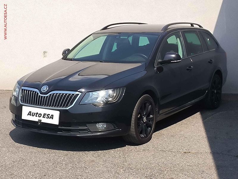 Škoda Superb (2013) 2.0 TDi 4x4, ČR, Bixen, navi - fotka 3 z 19