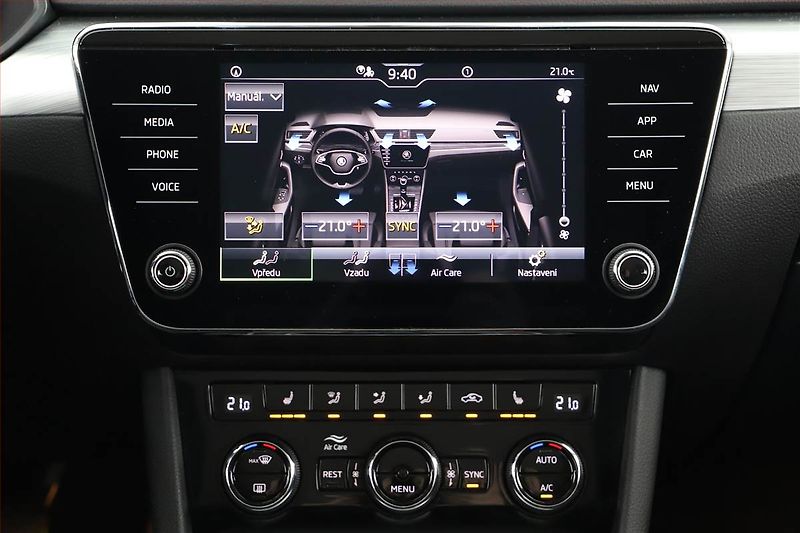 Škoda Superb (2020) 2.0 TDI - fotka 14 z 18