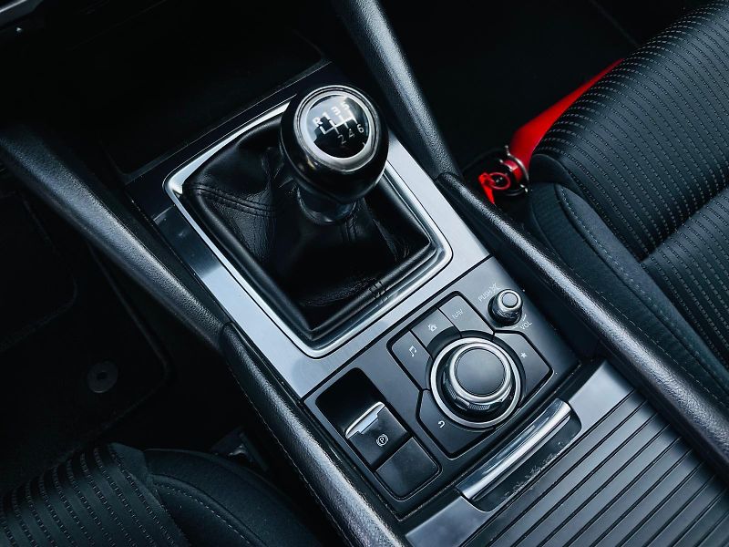 Mazda 6 2.0i 1.MAJITEL SERVISKA LPG - fotka 42 z 48