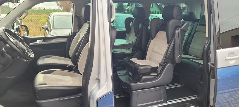 Volkswagen Multivan (2017) T6 2,0TDi 150kW DSG 4×4 7.mist - fotka 11 z 51