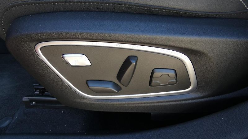 Renault Austral 1.3 MHEV 160 Techno - fotka 22 z 24