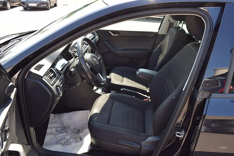Škoda Rapid (2016) 1.2TSI 81kw STYLE XEN NAVI PAN - fotka 21 z 45
