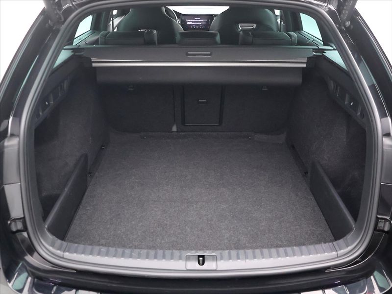 Škoda Octavia RS 2,0 TDI  147kW DSG 1.Maj. D - fotka 10 z 45