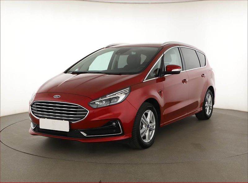 Ford S-MAX (2021) Hybrid - fotka 2 z 18