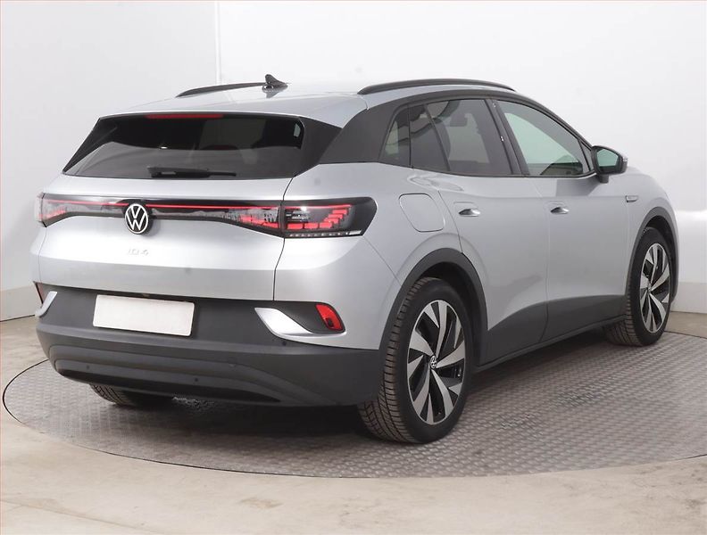Volkswagen ID.4 (2021) Pro Perf. (82 kWh), SoH 90% - fotka 5 z 17