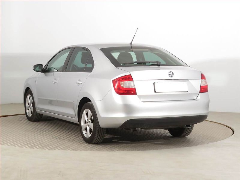 Škoda Rapid (2013) 1.2 TSI, Tempomat - fotka 4 z 15