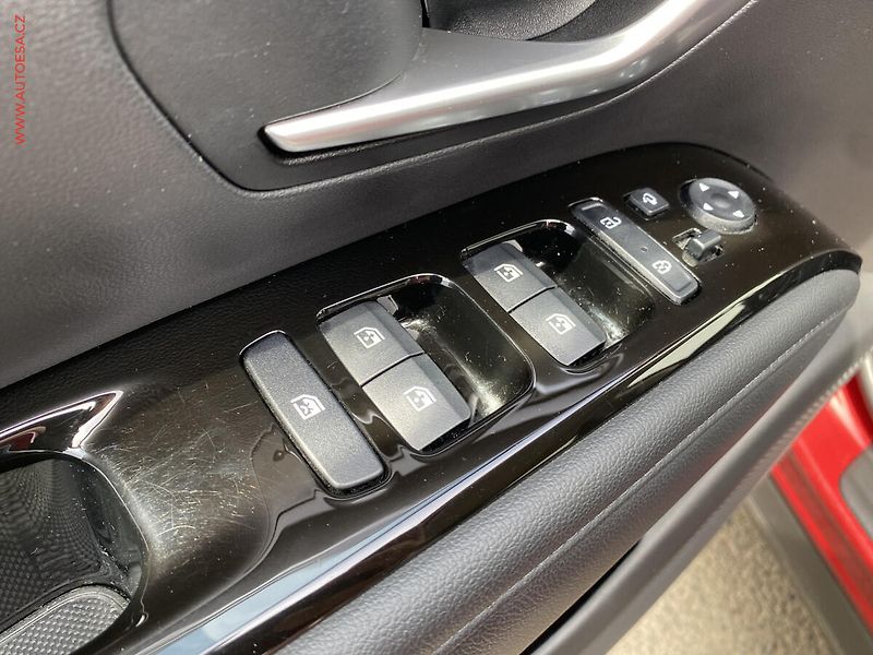 Hyundai Tucson (2021) 1.6 CRDi 2WD, ČR, Smart - fotka 13 z 19