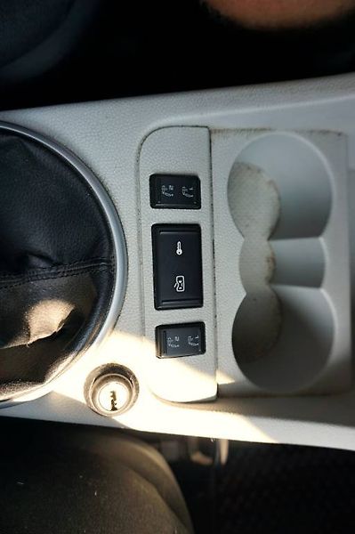 Škoda Roomster (2007) SCOUT 1,6 16V 77 kW - fotka 26 z 36
