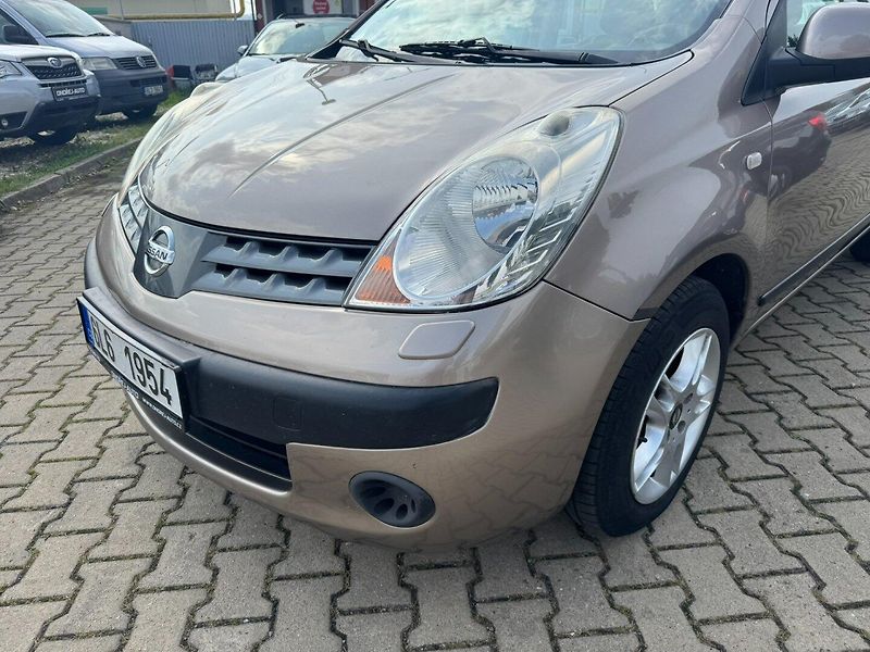 Nissan Note (2006) 1,4i 65 KW LPG - fotka 9 z 46