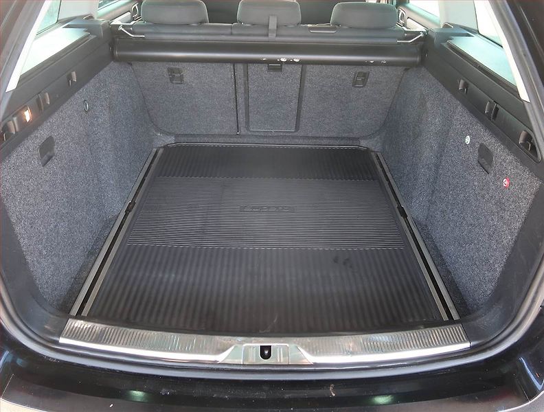 Škoda Superb (2012) Ambition 2.0 TDI, Serv.kniha - fotka 14 z 28