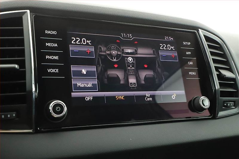 Škoda Karoq (2019) 2.0 TDI, 4X4, ČR,1.maj - fotka 13 z 18