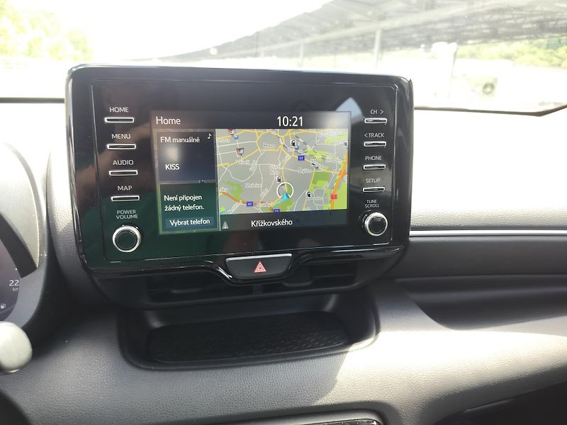 Toyota Yaris 1.5 VVT-i Hybrid - fotka 15 z 27