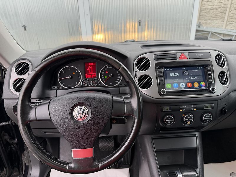 Volkswagen Tiguan 140PS 4x4 DSG PANORAMA - fotka 143 z 158